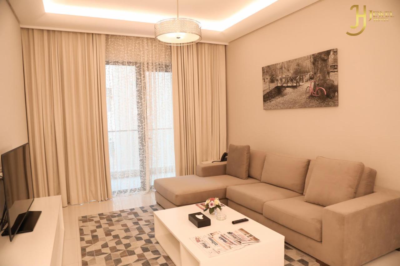 Sunday Luxury Downtown Adliya Formerly Jewel Hotel Manama Exterior photo