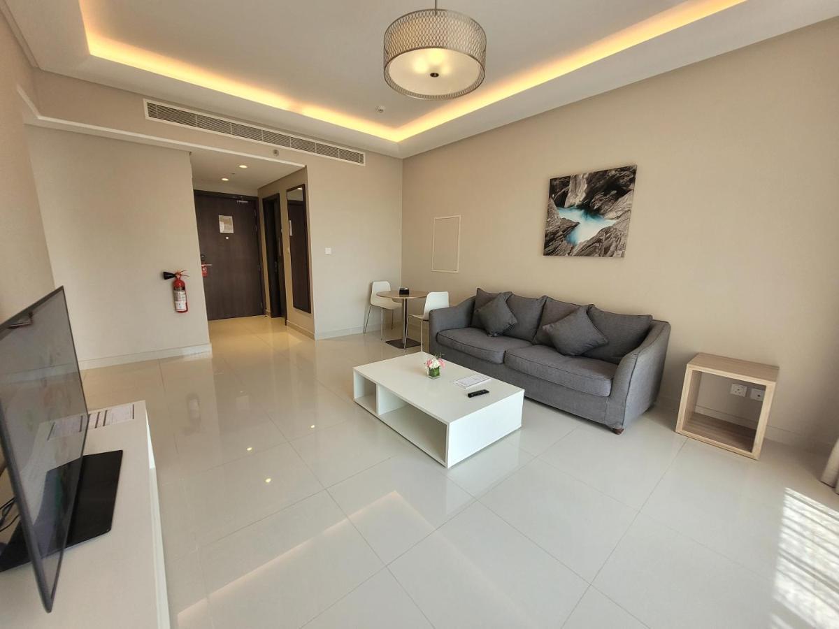 Sunday Luxury Downtown Adliya Formerly Jewel Hotel Manama Exterior photo