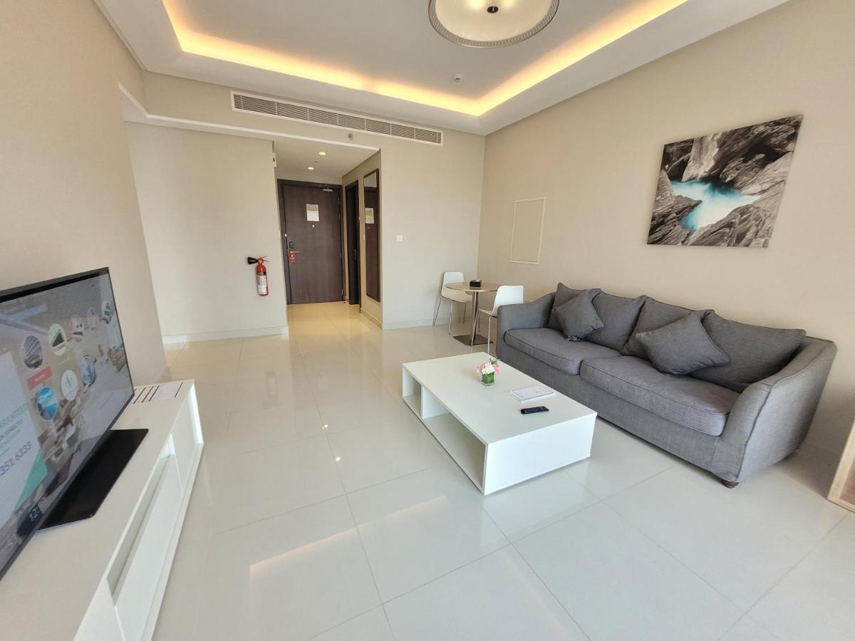 Sunday Luxury Downtown Adliya Formerly Jewel Hotel Manama Exterior photo